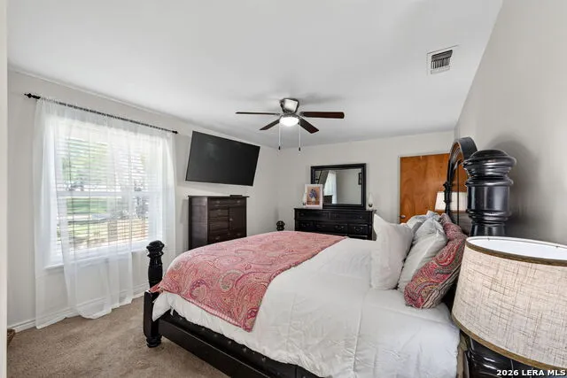 1205 YELLOWSTONE ST Pleasanton, TX 78064