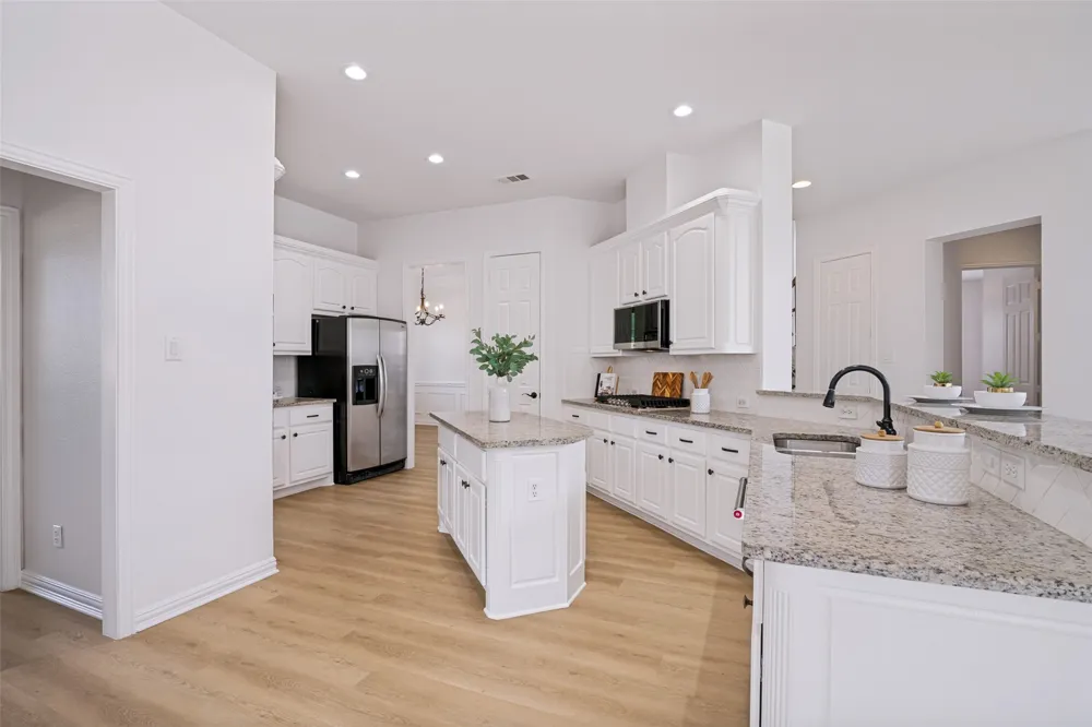 4505 Winter Park Drive Richardson, TX 75082