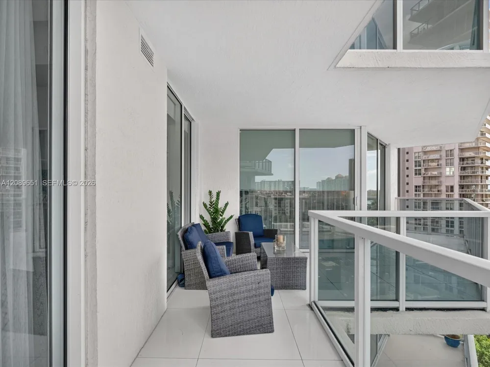 250 Sunny Isles Blvd #3-1004 Sunny Isles Beach, FL 33160