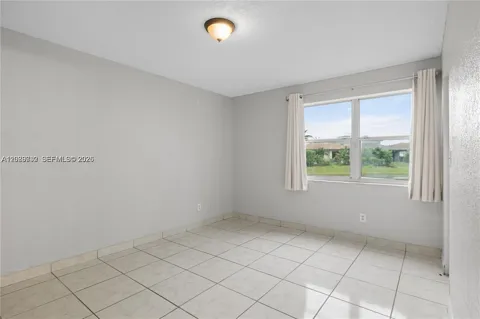1276 SW 113th Terrace #101