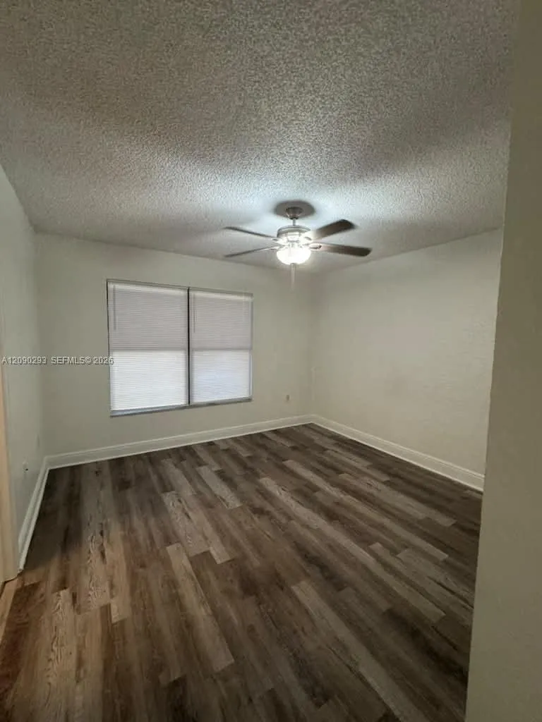 1566 Lake Crystal Dr #E West Palm Beach, FL 33411