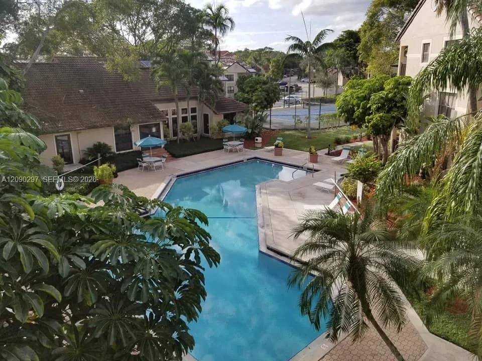 4501 W Mcnab Rd #23 Pompano Beach, FL 33069