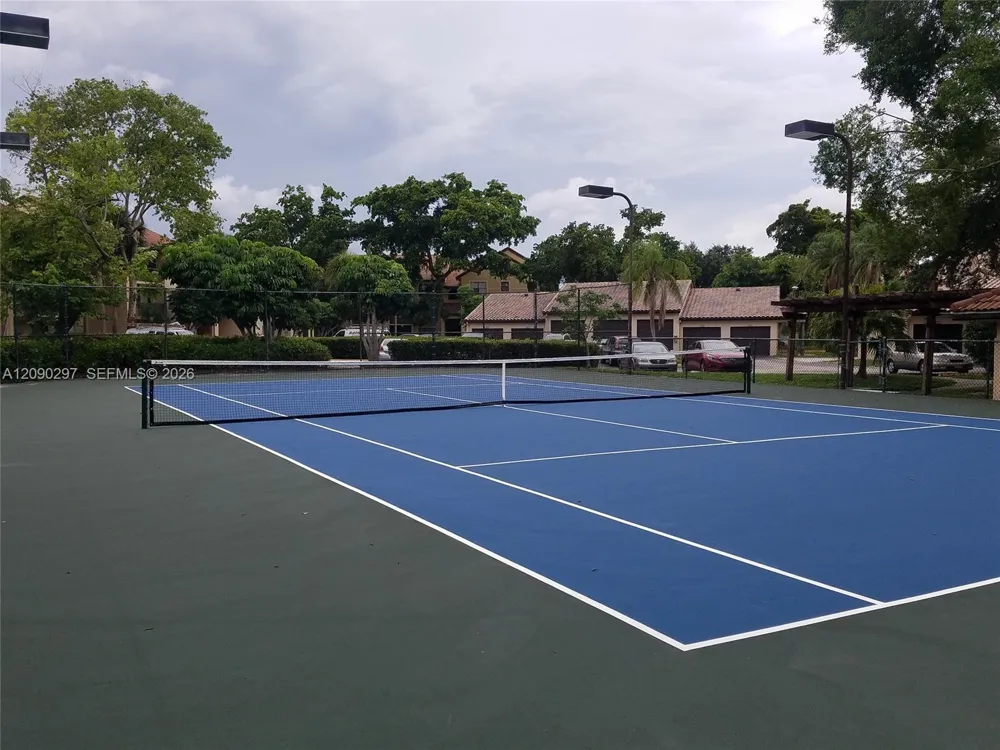 4501 W Mcnab Rd #23 Pompano Beach, FL 33069