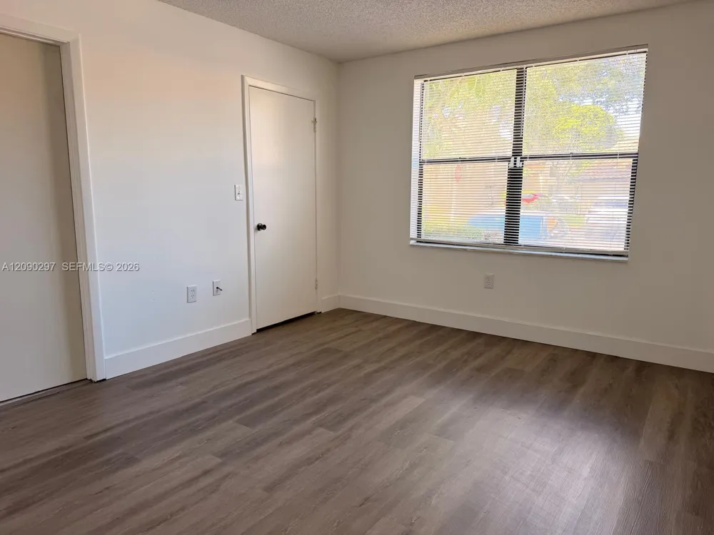 4501 W Mcnab Rd #23 Pompano Beach, FL 33069