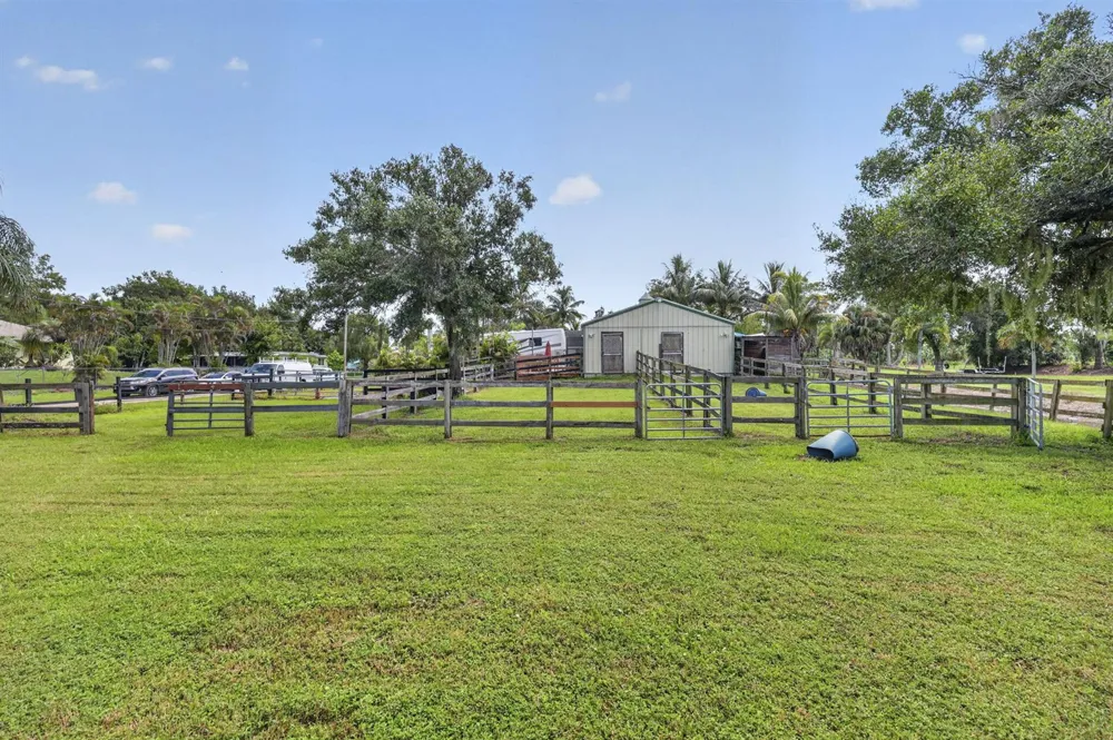 10920 Barn Road Lake Worth, FL 33449
