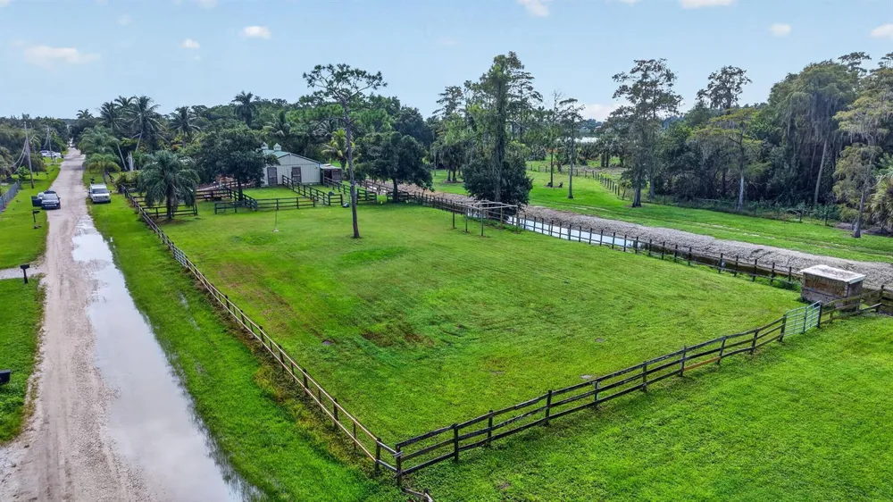 10920 Barn Road Lake Worth, FL 33449
