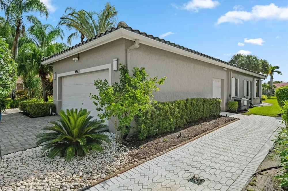 4841 Exeter Estate Lane Lake Worth, FL 33449