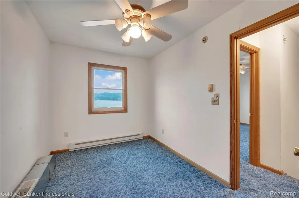 733 Lakeshore Drive Deerfield Township, MI 48421