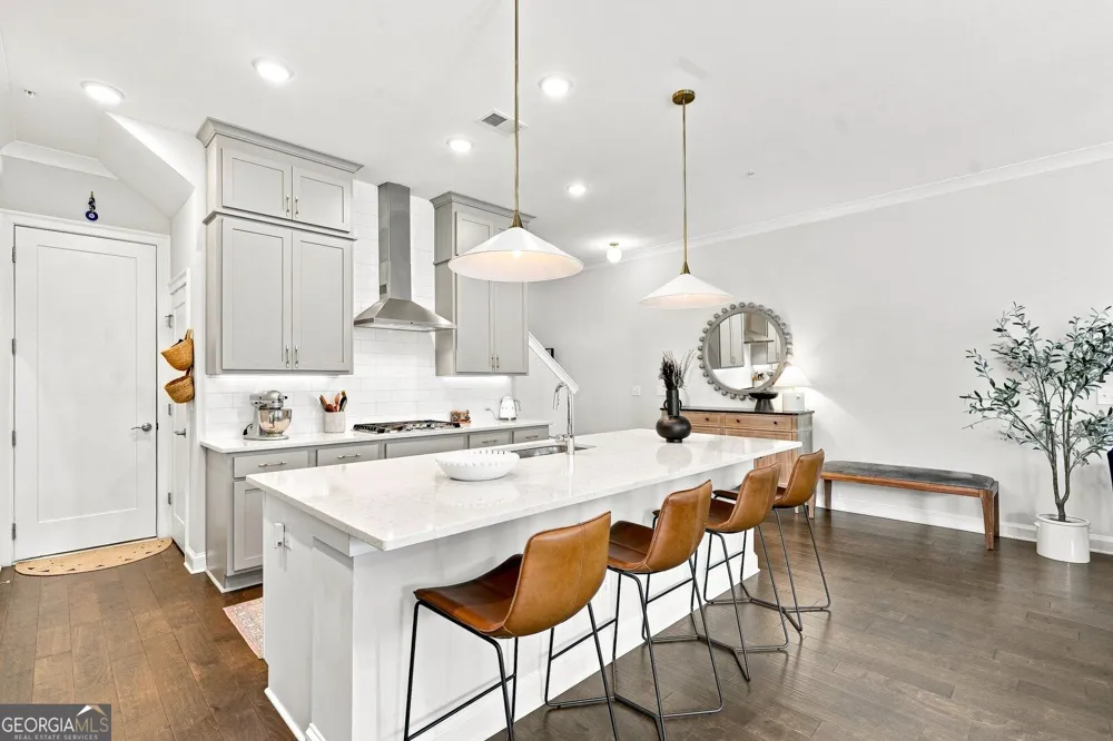 260 Walker AVE Roswell, GA 30076