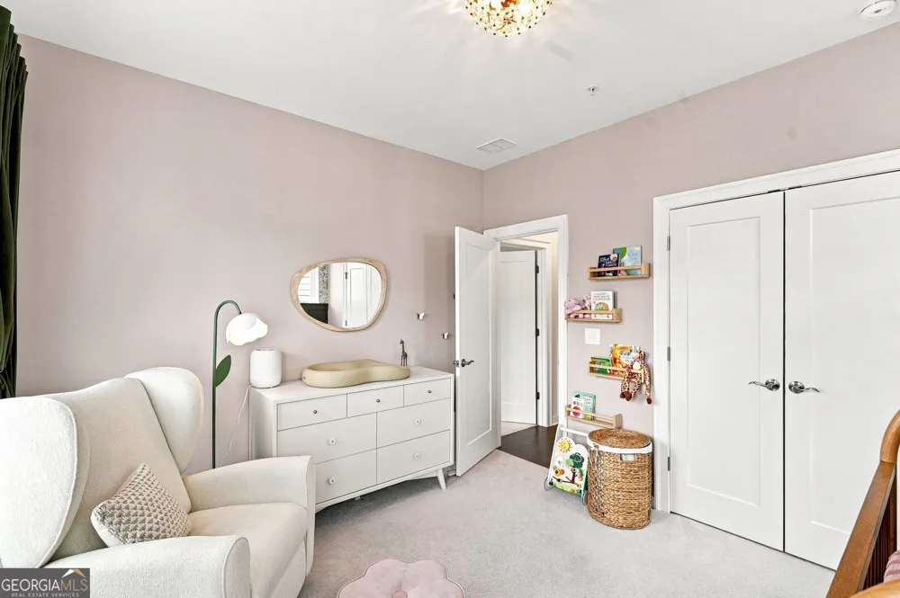 260 Walker AVE Roswell, GA 30076