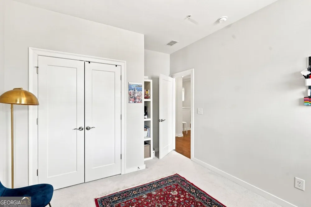 260 Walker AVE Roswell, GA 30076