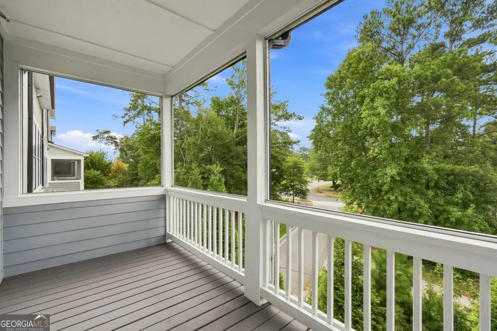 260 Walker AVE Roswell, GA 30076