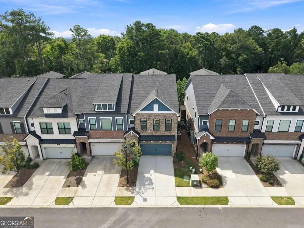 260 Walker AVE Roswell, GA 30076