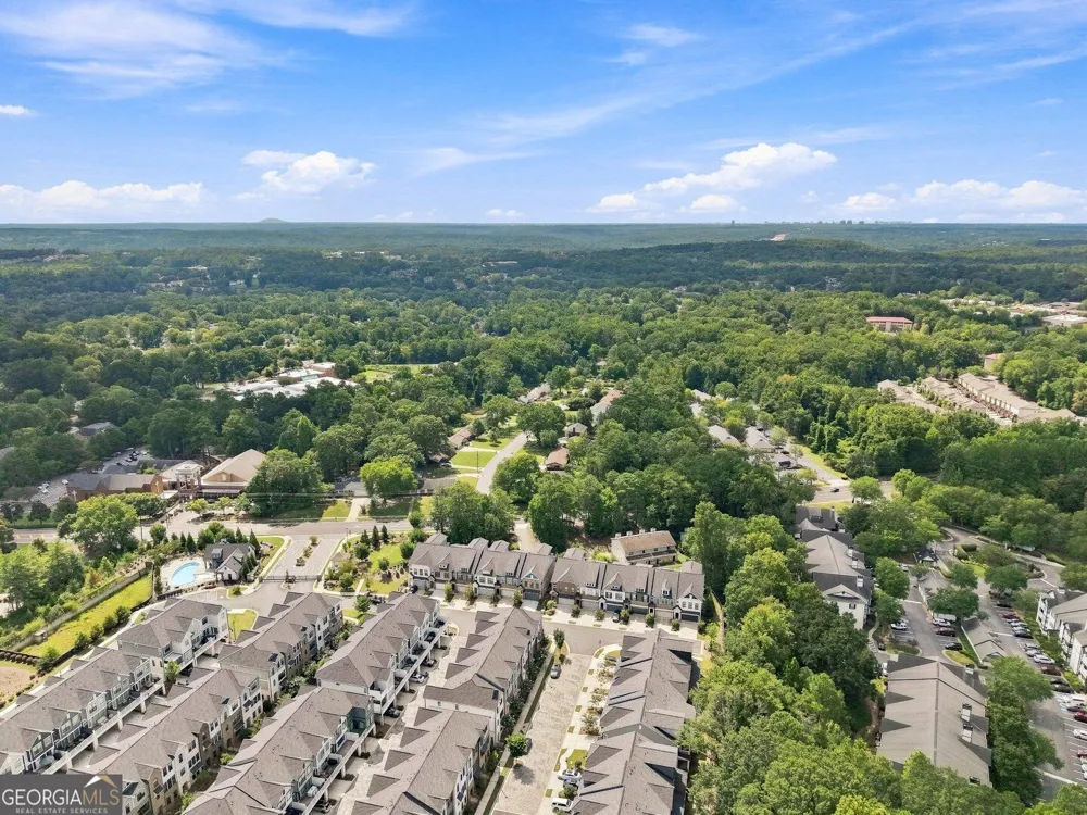 260 Walker AVE Roswell, GA 30076