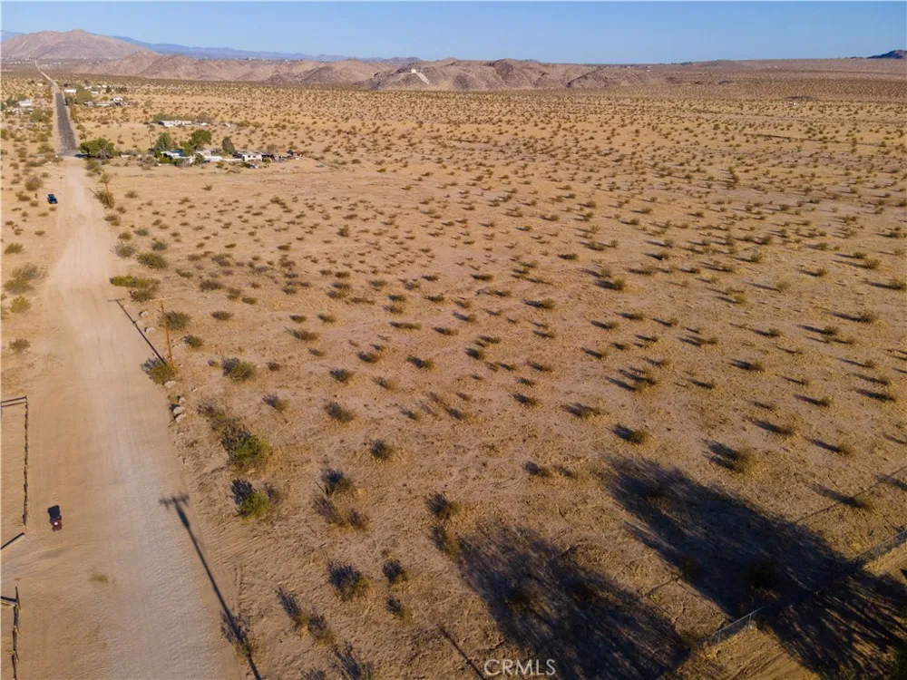 4 Sunflower Joshua Tree, CA 92252