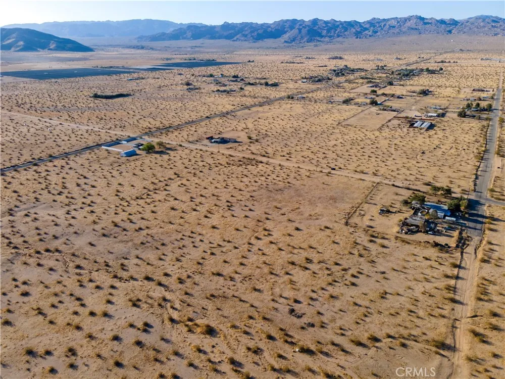 5 Sunflower Road Joshua Tree, CA 92252