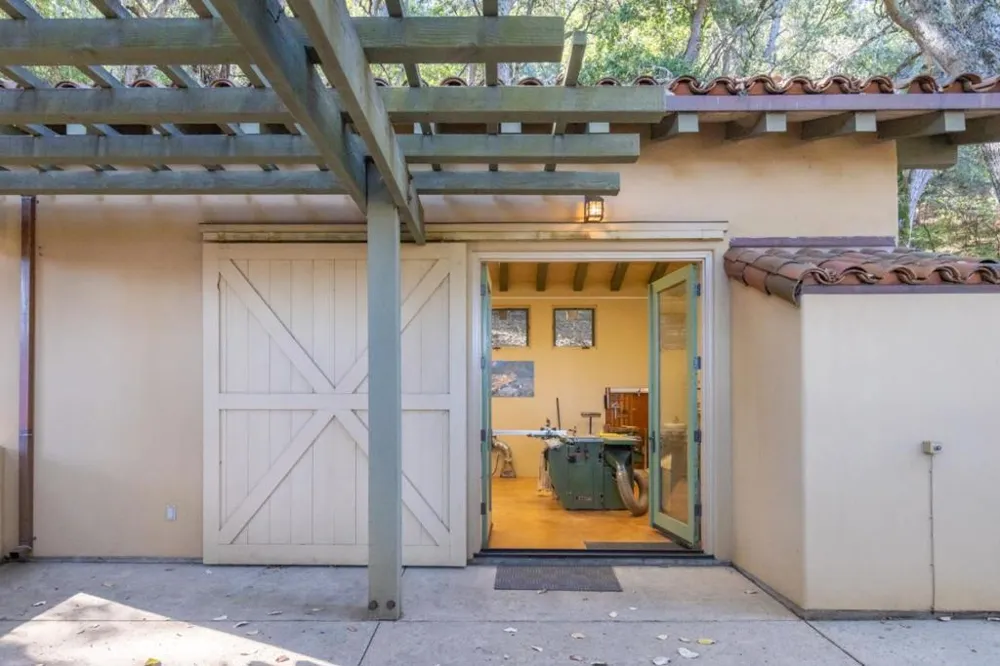 5 Via Vaquera Carmel, CA 93923