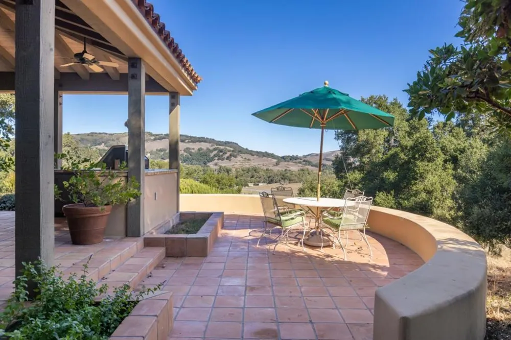 5 Via Vaquera Carmel, CA 93923