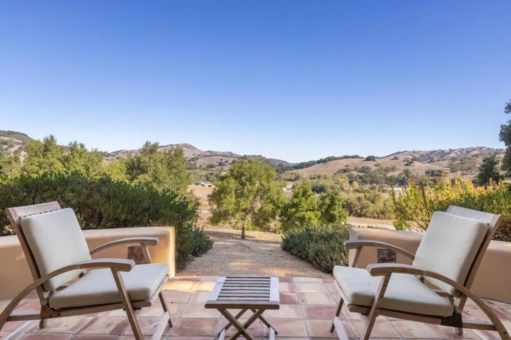 5 Via Vaquera Carmel, CA 93923