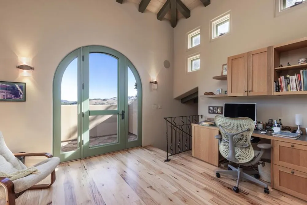 5 Via Vaquera Carmel, CA 93923