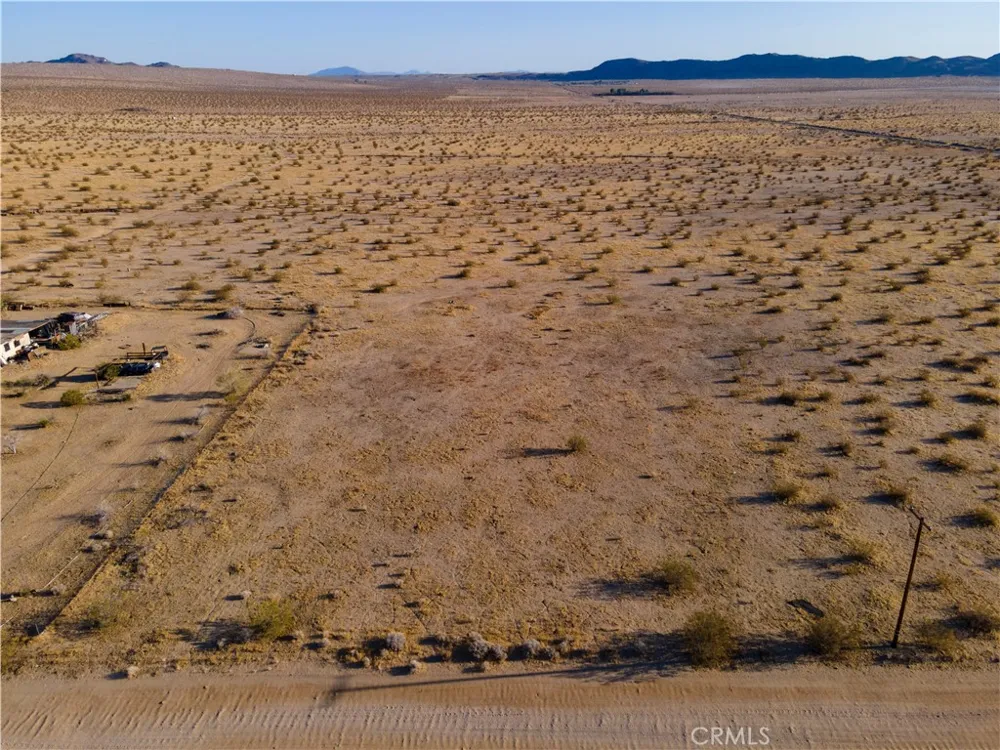 3 Sunflower Joshua Tree, CA 92252