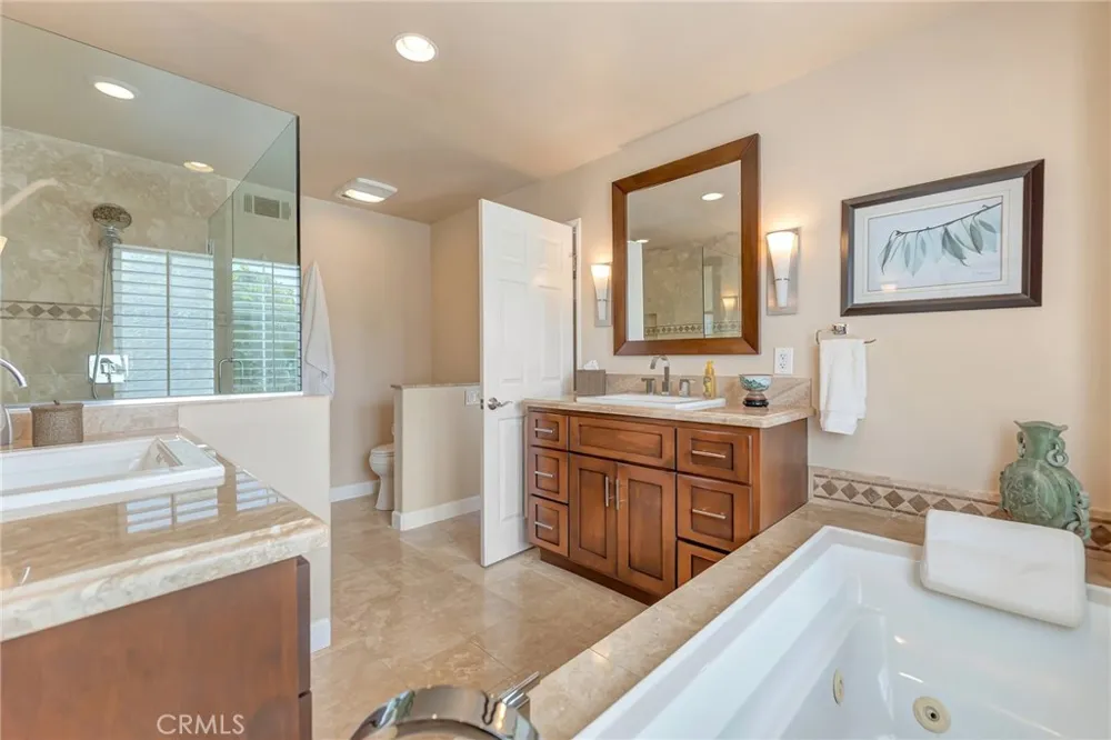 6065 Shadowbrook Circle Huntington Beach, CA 92648