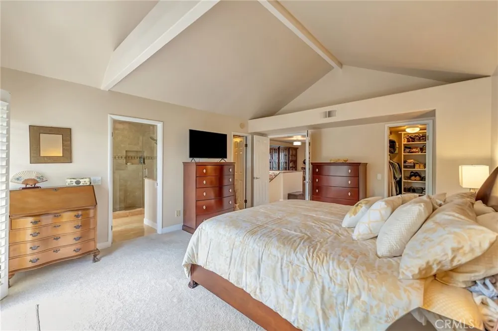 6065 Shadowbrook Circle Huntington Beach, CA 92648
