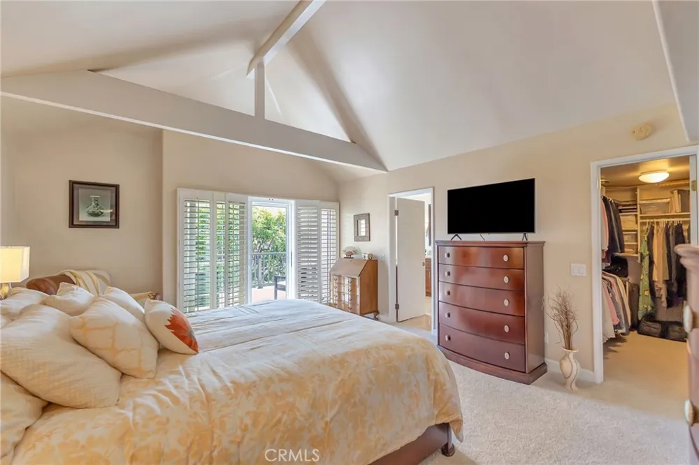 6065 Shadowbrook Circle Huntington Beach, CA 92648