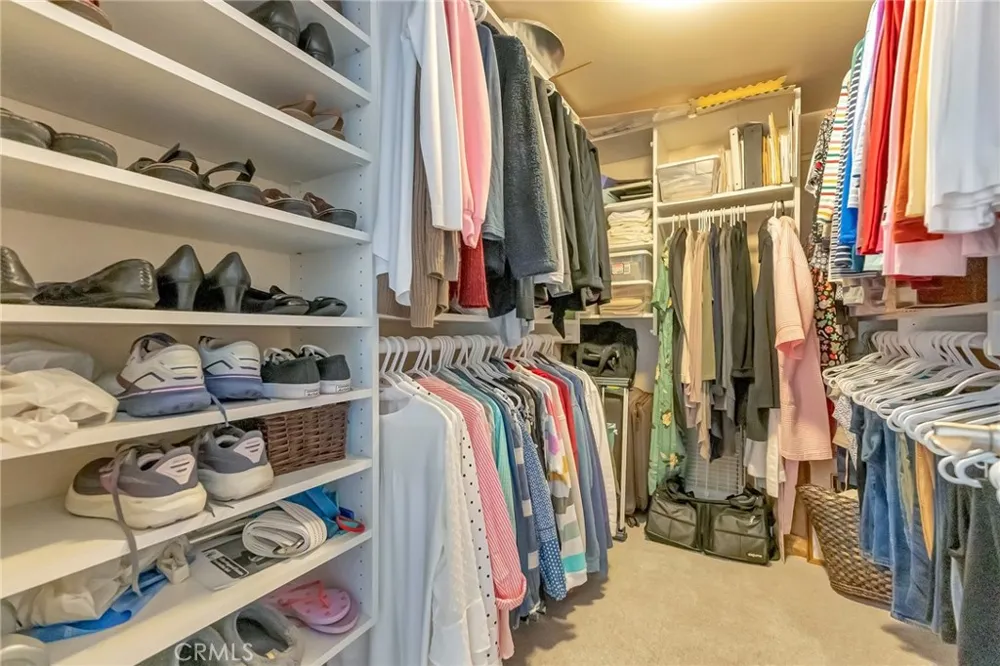 6065 Shadowbrook Circle Huntington Beach, CA 92648