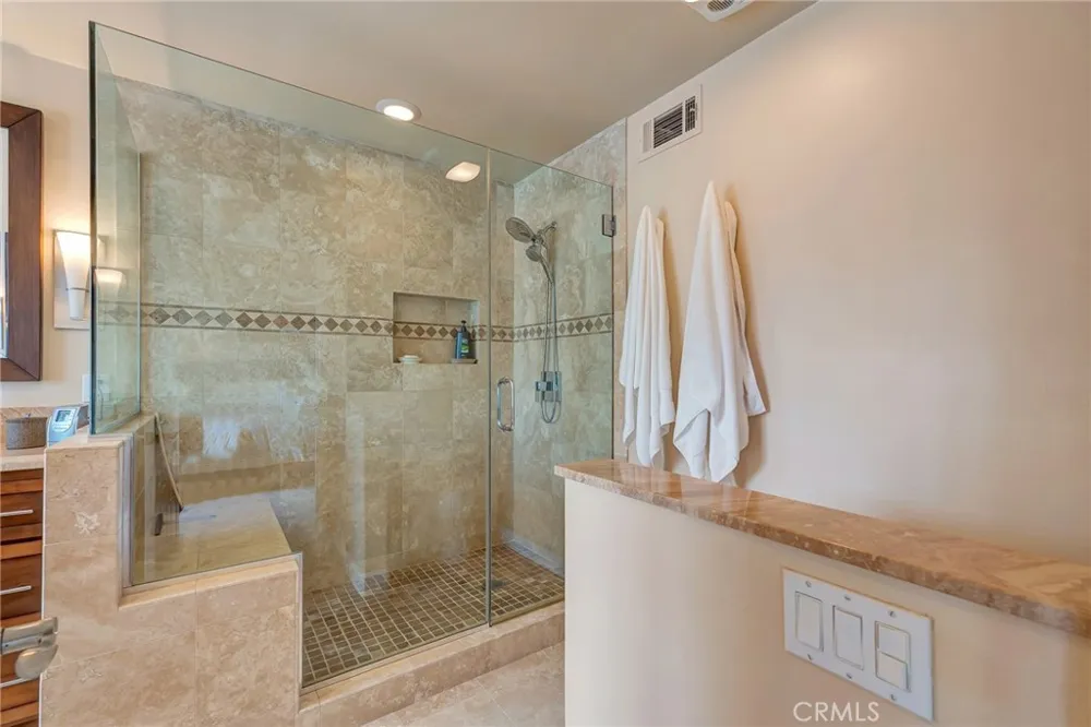 6065 Shadowbrook Circle Huntington Beach, CA 92648