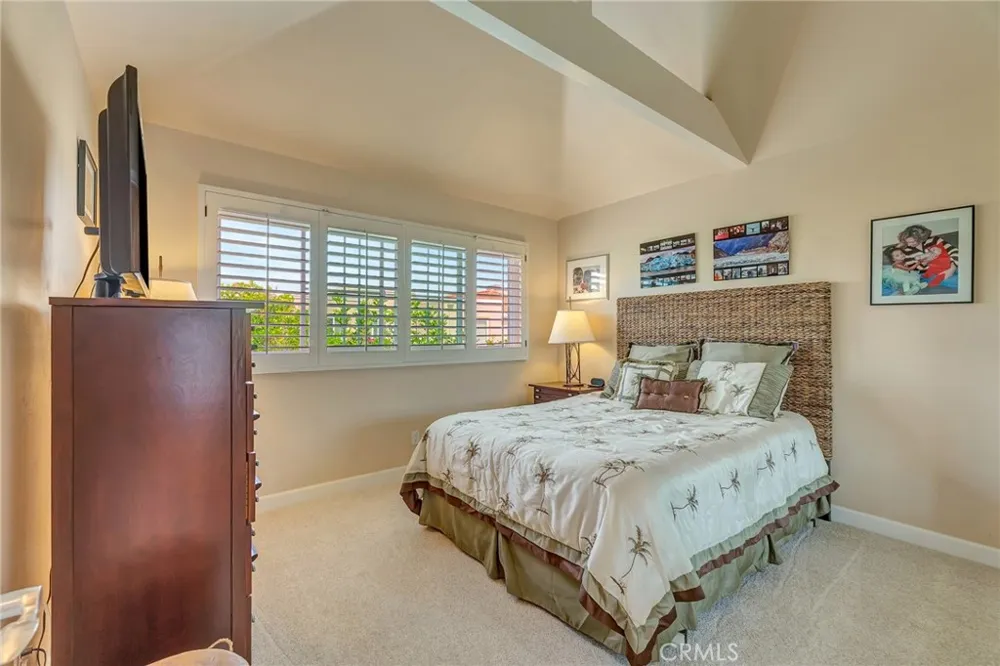 6065 Shadowbrook Circle Huntington Beach, CA 92648