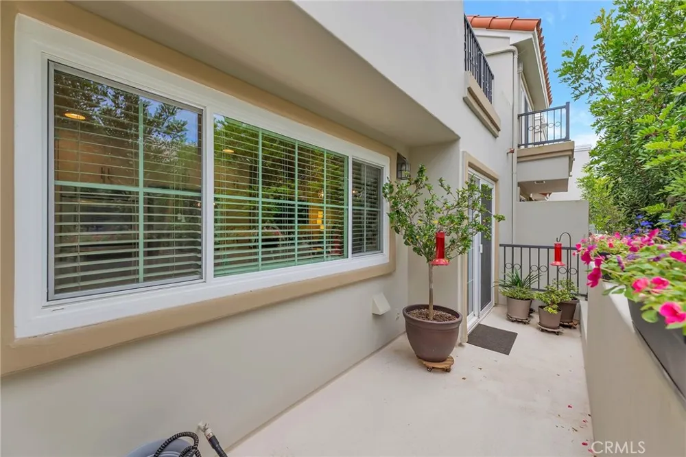 6065 Shadowbrook Circle Huntington Beach, CA 92648