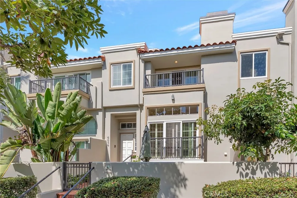 6065 Shadowbrook Circle Huntington Beach, CA 92648