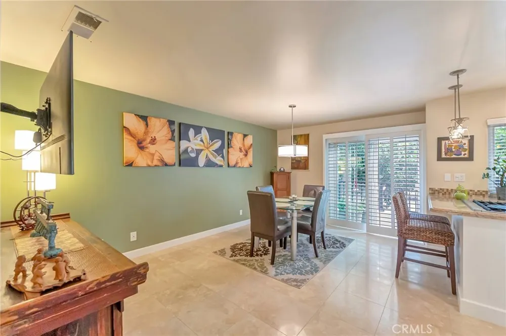 6065 Shadowbrook Circle Huntington Beach, CA 92648