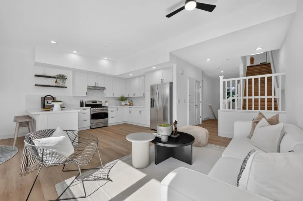 3281 Berryessa Street #3 Palo Alto, CA 94303