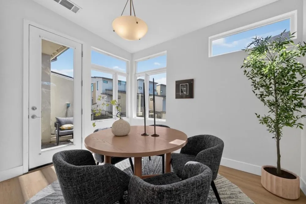 3281 Berryessa Street #3 Palo Alto, CA 94303