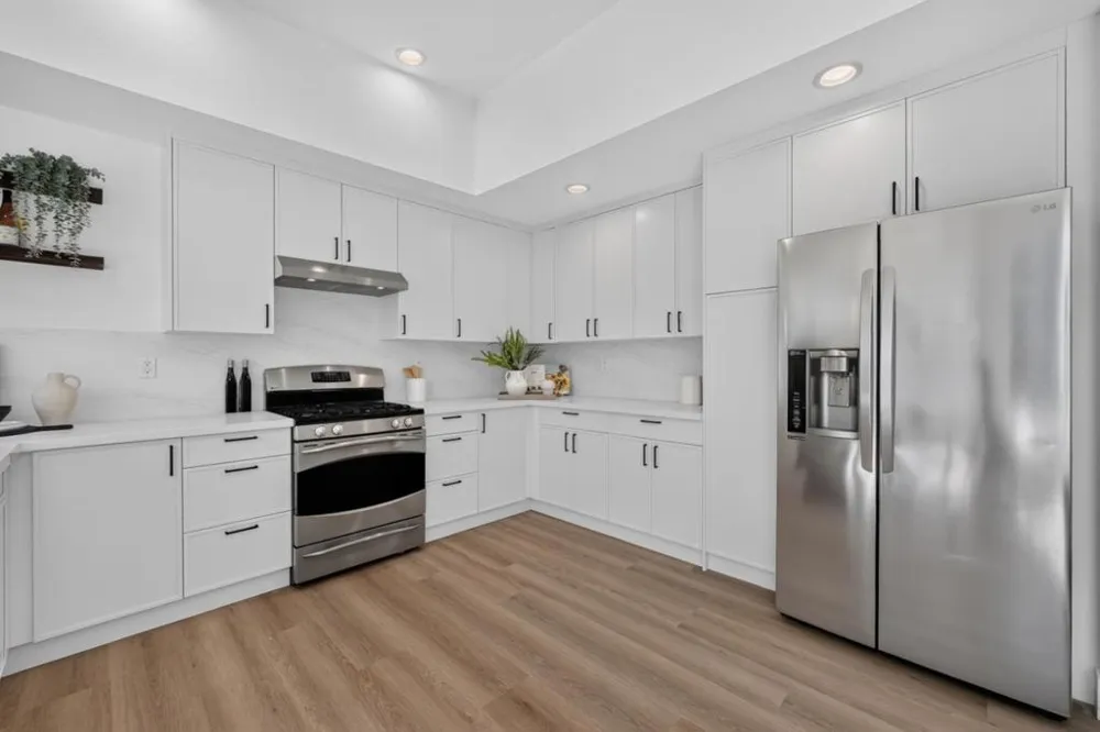 3281 Berryessa Street #3 Palo Alto, CA 94303