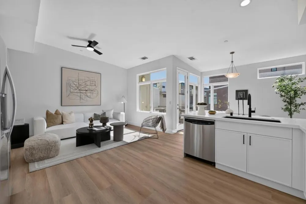 3281 Berryessa Street #3 Palo Alto, CA 94303
