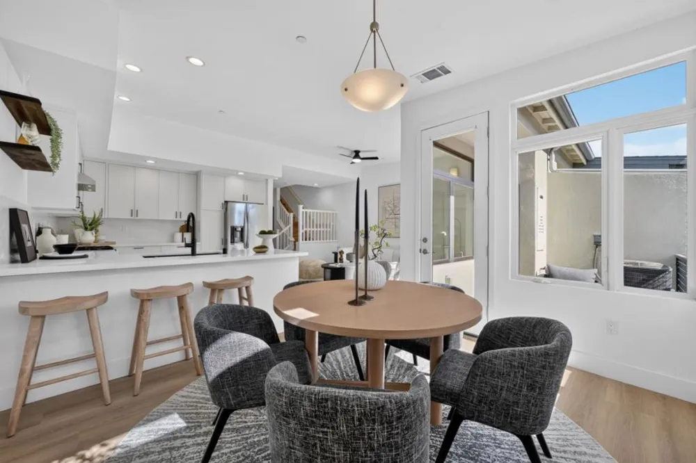 3281 Berryessa Street #3 Palo Alto, CA 94303