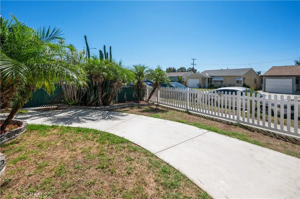 15212 Arcturus Avenue Gardena, CA 90249
