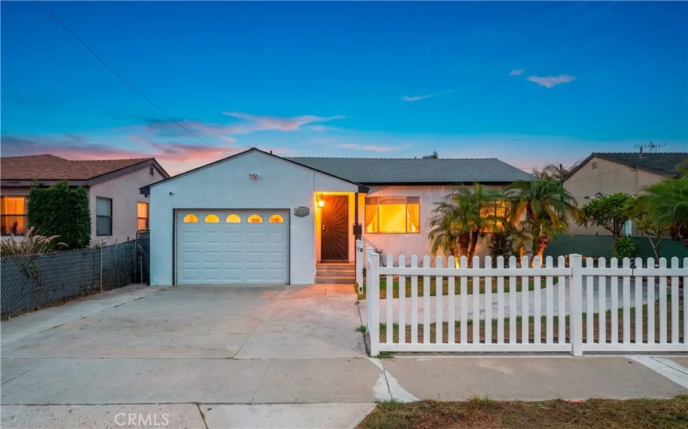 15212 Arcturus Avenue Gardena, CA 90249