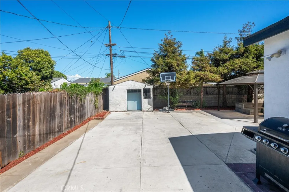 15212 Arcturus Avenue Gardena, CA 90249