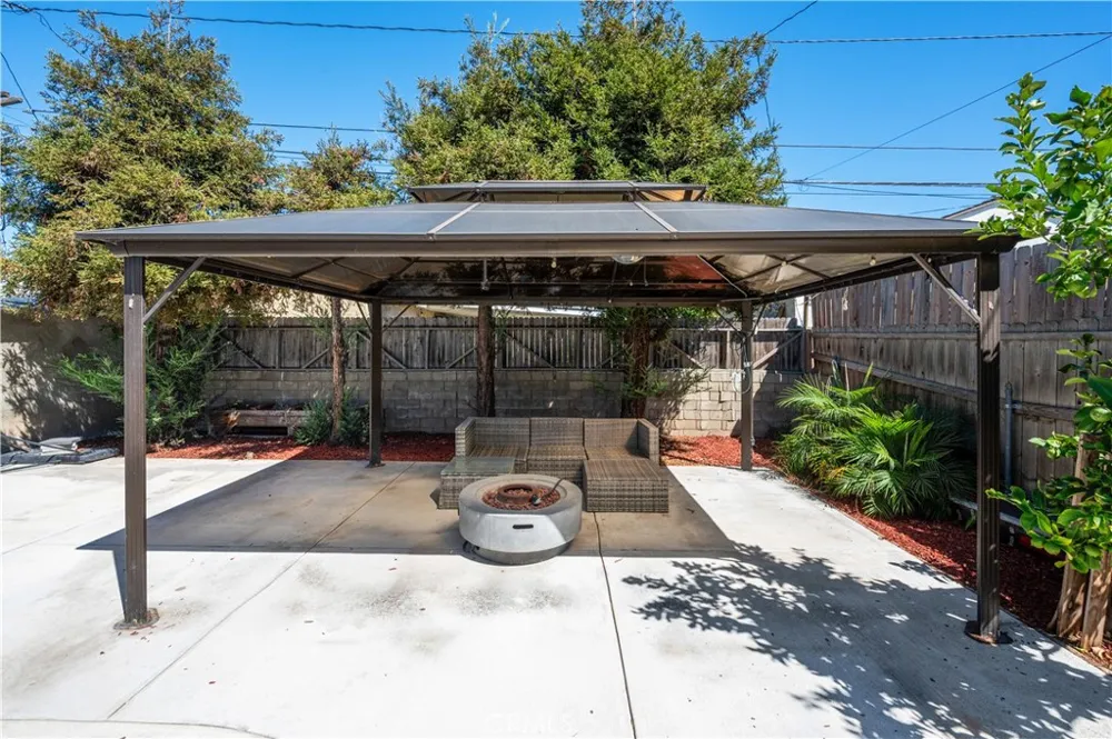 15212 Arcturus Avenue Gardena, CA 90249