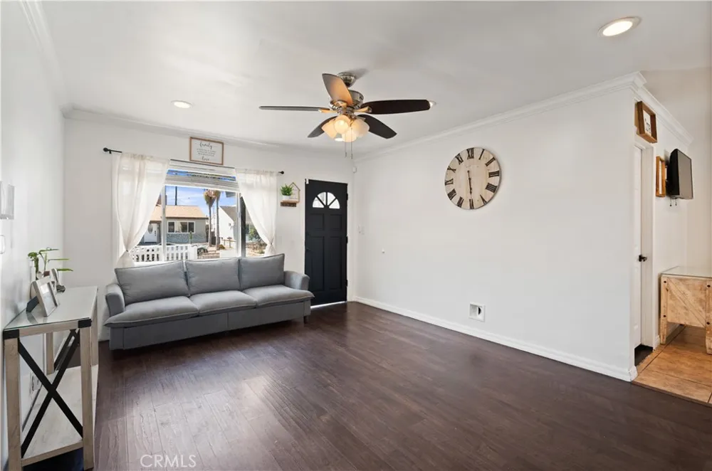 15212 Arcturus Avenue Gardena, CA 90249