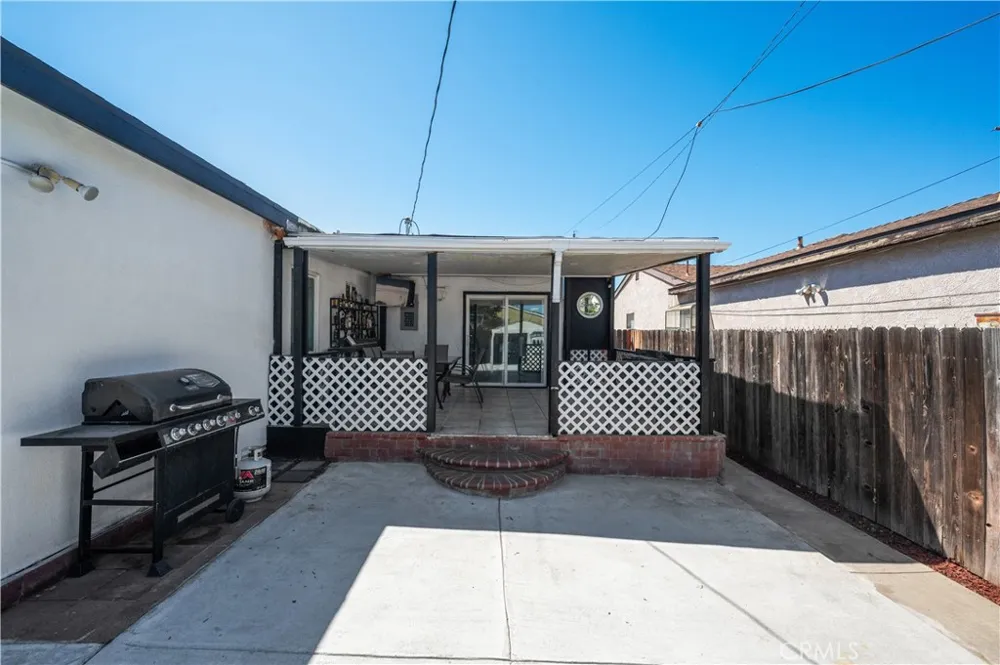 15212 Arcturus Avenue Gardena, CA 90249