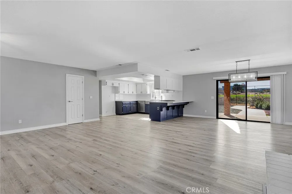 12458 Spring Valley Parkway Victorville, CA 92395