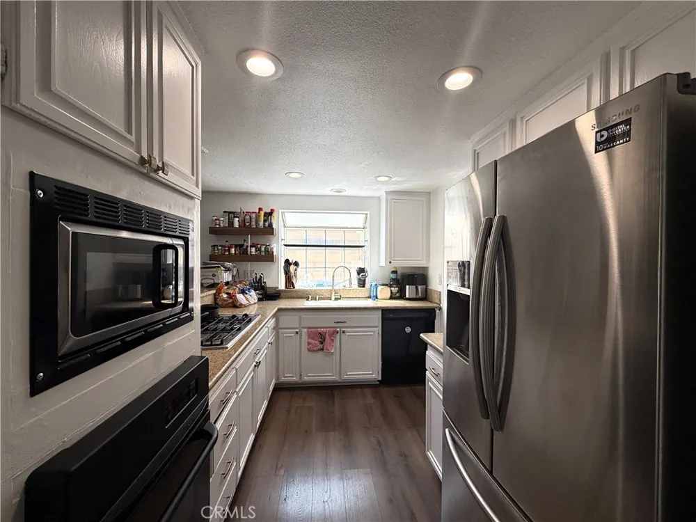 42534 61st W Quartz Hill, CA 93536