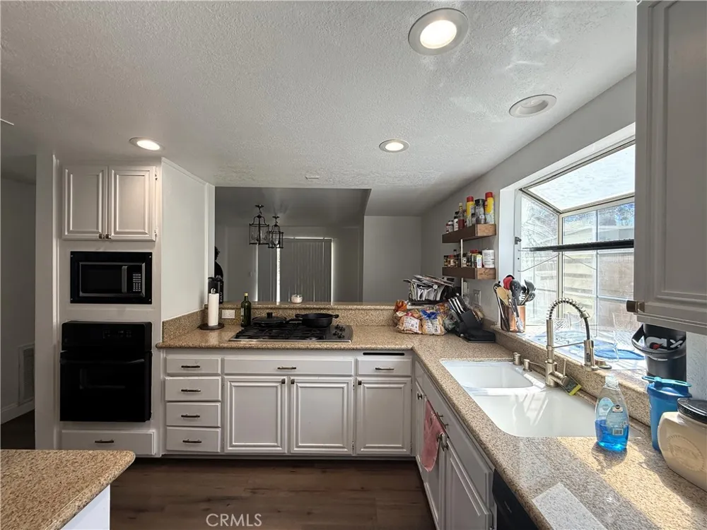 42534 61st W Quartz Hill, CA 93536