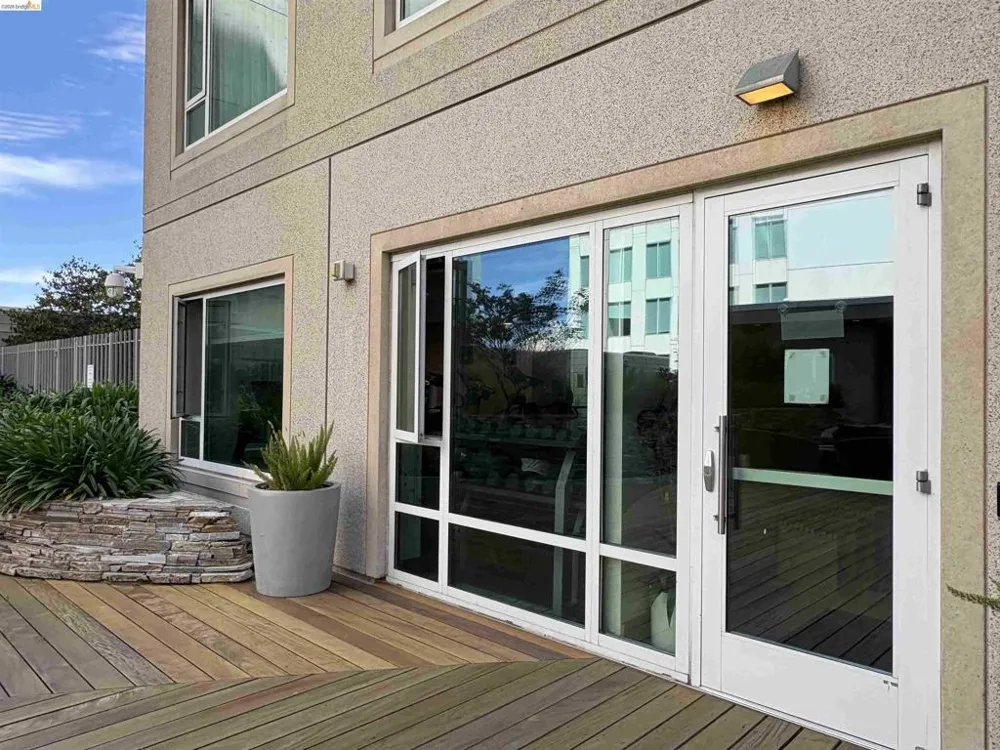 1160 Mission Street #1404 San Francisco, CA 94103