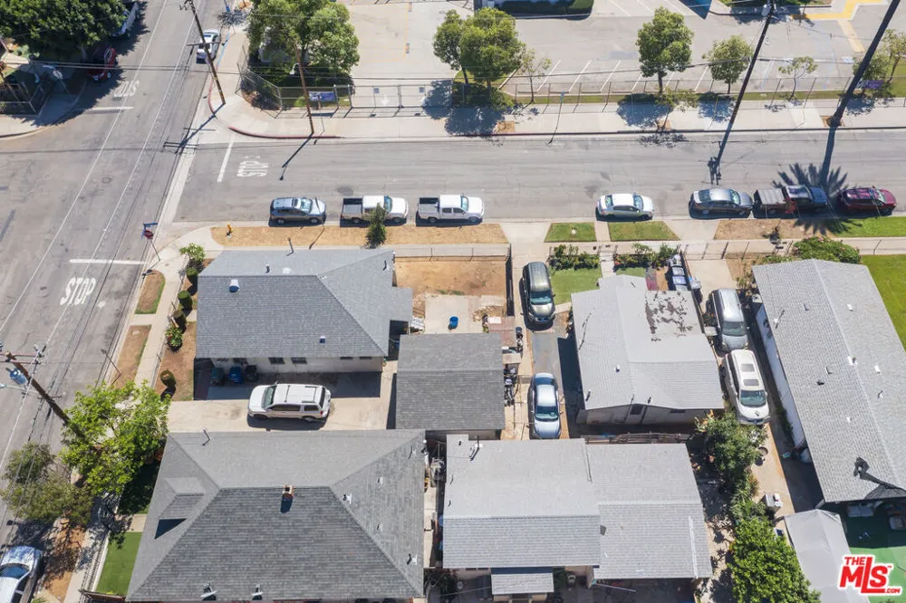301 McDonnell Avenue Los Angeles, CA 90022